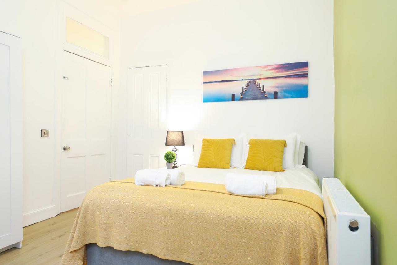Stunning Modern 3 Bedroom Apartment Εδιμβούργο Εξωτερικό φωτογραφία