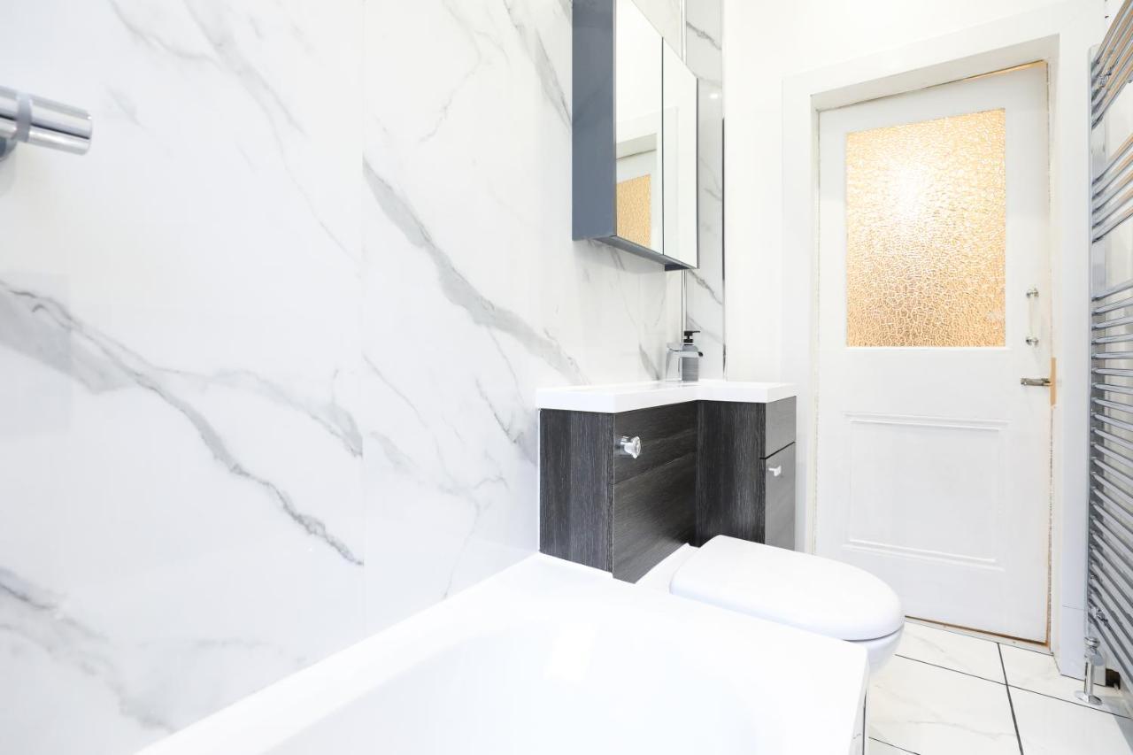 Stunning Modern 3 Bedroom Apartment Εδιμβούργο Εξωτερικό φωτογραφία